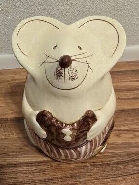 Vintage 1960s Laurie Gates Ceramic Mouse Vookie Jar. Made in the USA.